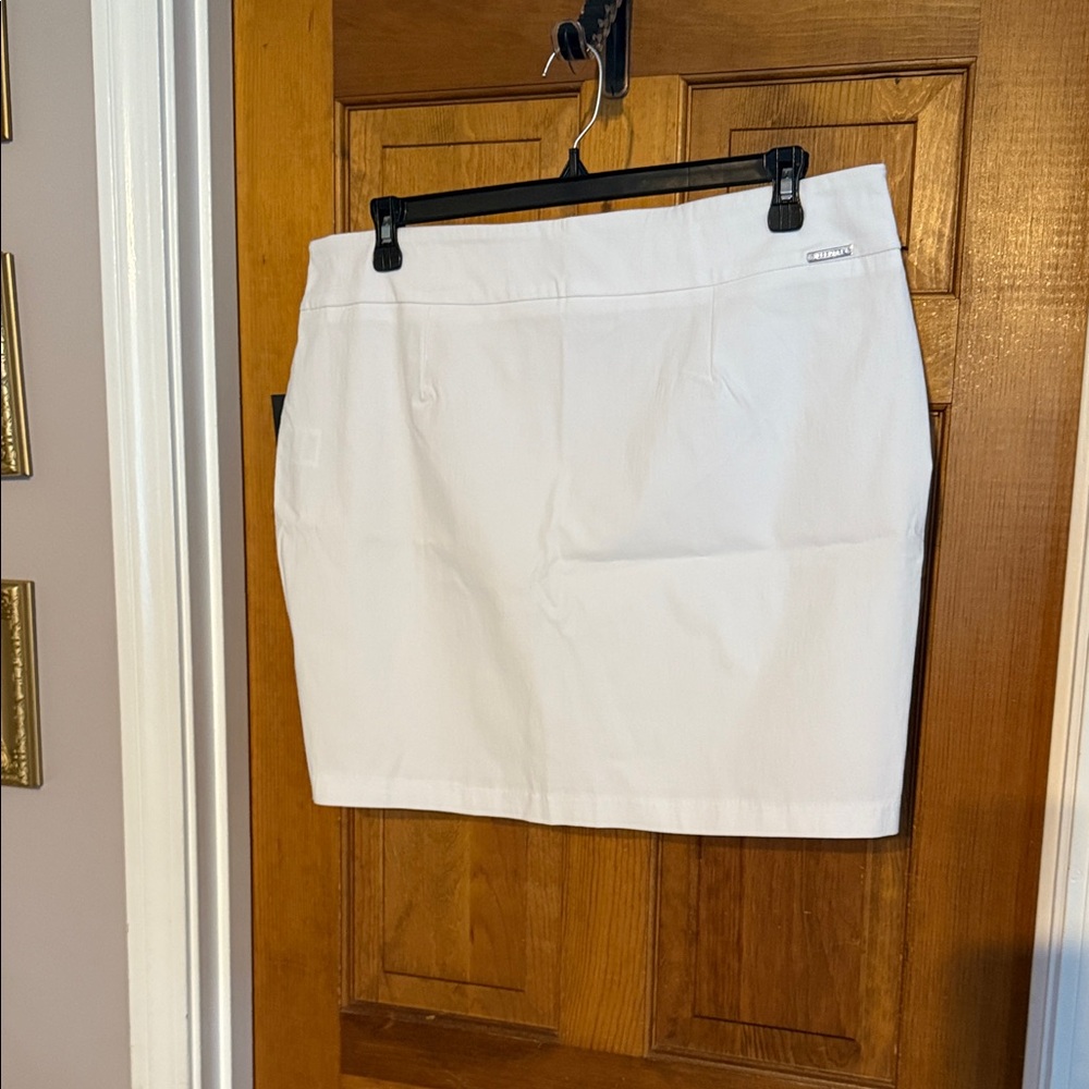 Rekucci White Skirt